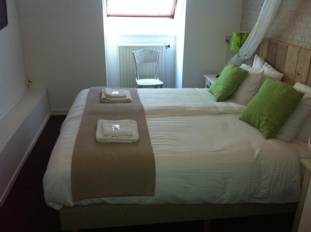 B&B Logement Grenzeloos Doldersum Habitación foto